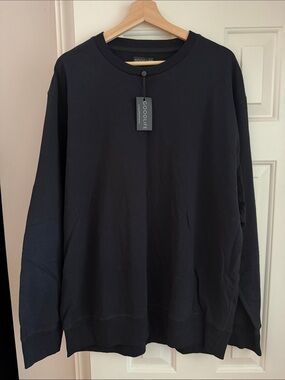 Goodlife Black Men's Crewneck Pullover Sweatshirt